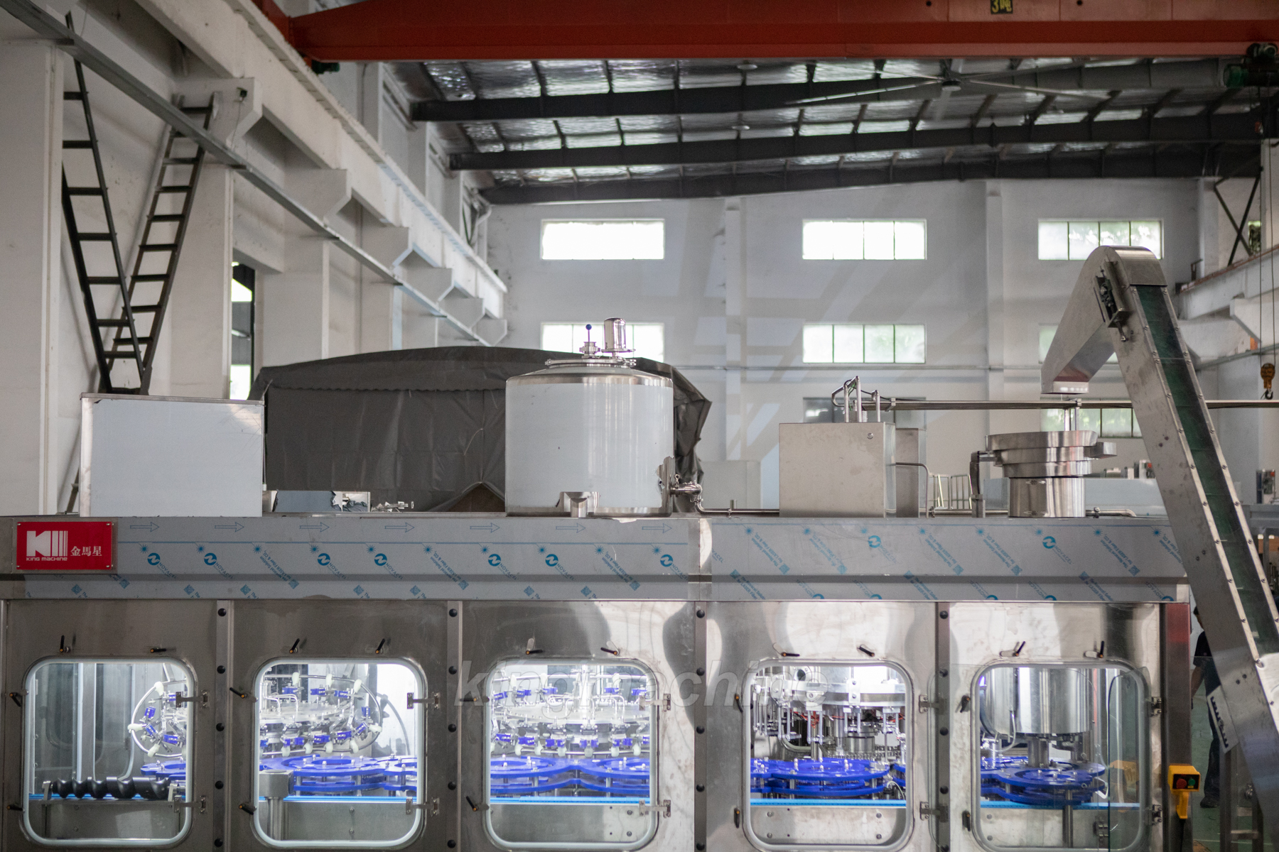 M&aacute;quinas de enchimento ass&eacute;pticas