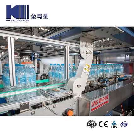 Máquina de embalagem de encolhimento para garrafas de plástico / máquina de embalagem com uma bandeja